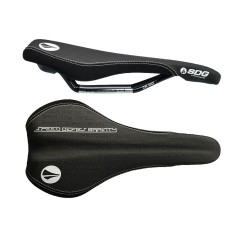 Selle Fly Mtn Cro-Mo - Noir / Blanc
