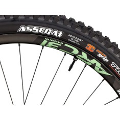Altitude Carbon 90 Rally Edition Mountain Bike - Green