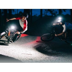 Luz delantera Monteer 8000S V2.0