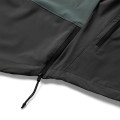 Detalle de la cremallera de apertura lateral y el cordón de ajuste del bajo en la chaqueta Fox Ranger Wind Pullover Sage.