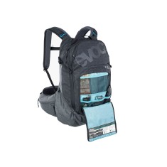 Mochila Trail Pro 26L Negra / Gris
