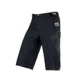 Pantalón corto Defiant negro